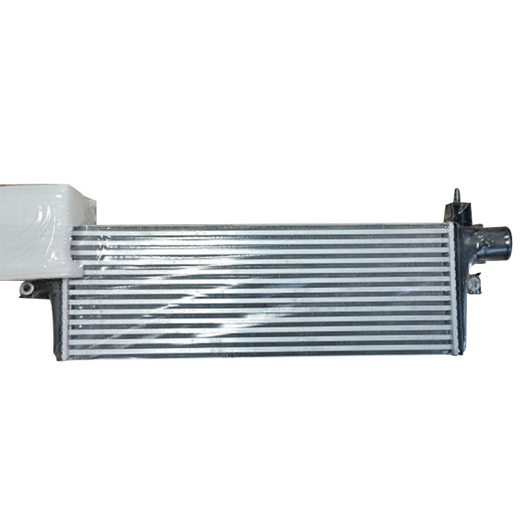 Một bộ điều khiển tự động là gì và nó cải thiện hiệu suất động cơ như thế nào?