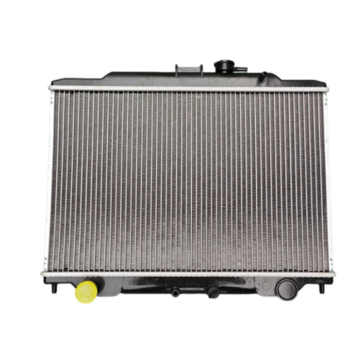 Bộ tản nhiệt Nissan E25 ZD30